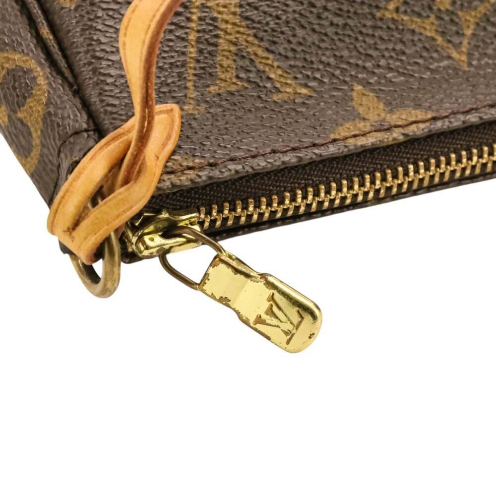 LOUIS VUITTON Brown Monogram Pochette Pouch - Picture 16 of 16